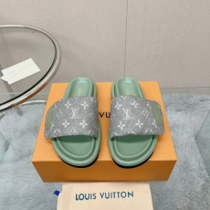 Louis Vuitton Slippers